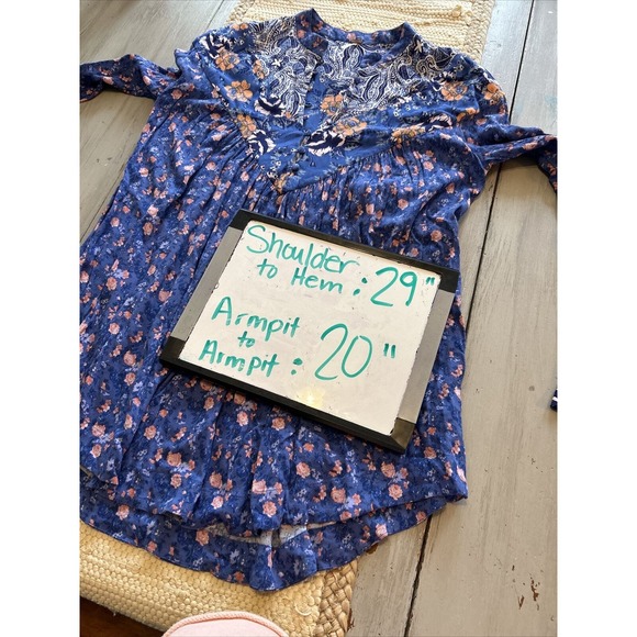 Free People Wildflower Fields Blue Orange Floral Tunic Top Sz S Bell Sleeve - Picture 9 of 12